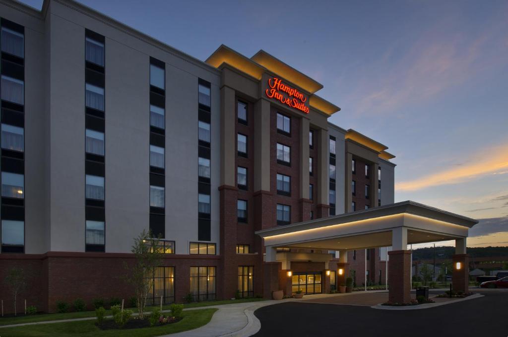 Hampton Inn & Suites Baltimore North/Timonium MD Main image 1